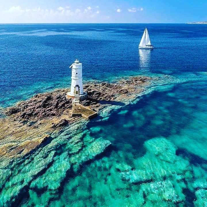 كاربونيا Casa Vacanze"Il Bouganville" المظهر الخارجي الصورة