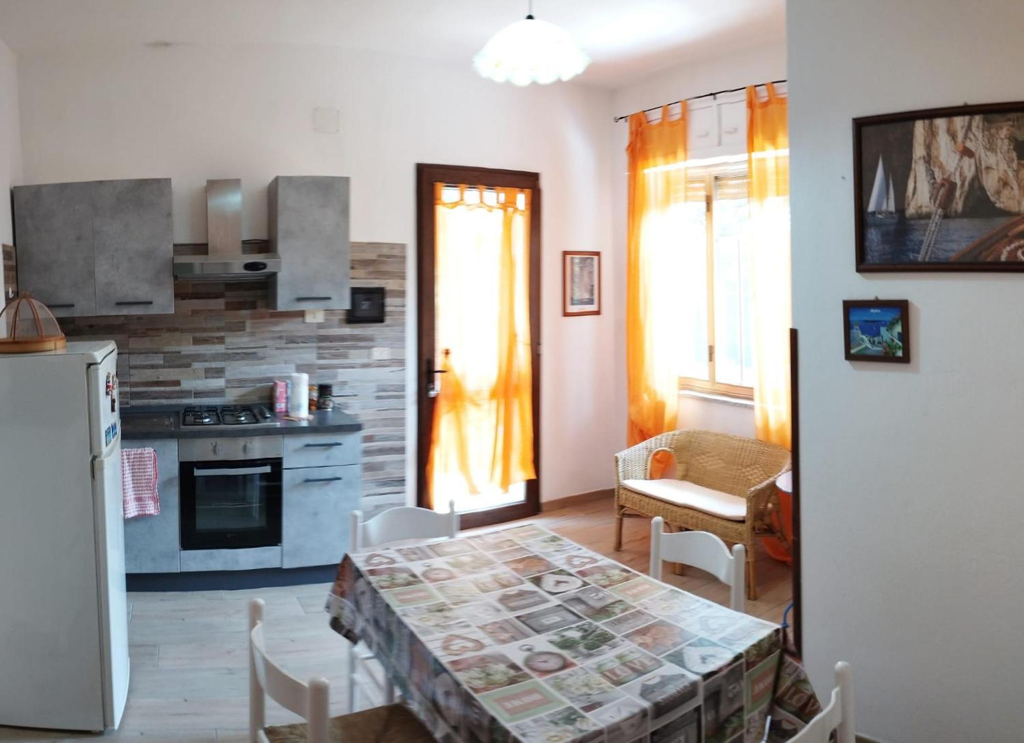 كاربونيا Casa Vacanze"Il Bouganville" المظهر الخارجي الصورة
